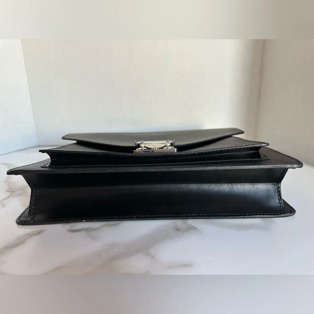 Authentic LOUIS VUITTON black Epi Monceau 28 Hand Bag 2way